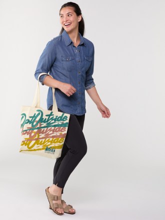 Graphic Medium Tote