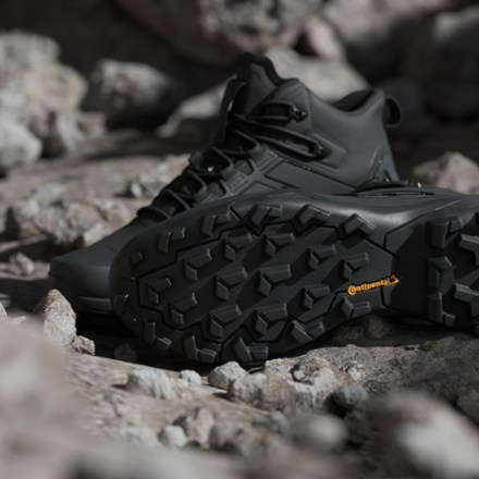 Terrex Skychaser Mid GORE-TEX Hiking Boots - Men's