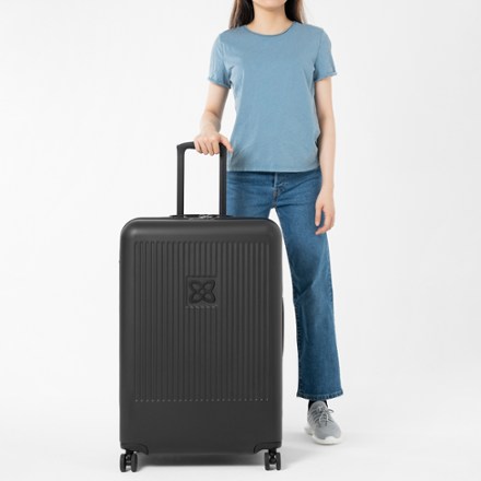 Meridian 29" Wheeled Luggage