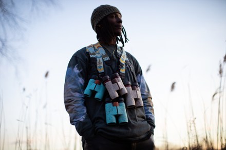 Nocs Provisions x Bird Collective Field Issue 8 32 Binoculars