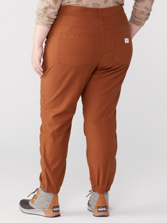 Trailsmith Jogger Pants - Women's Plus Sizes