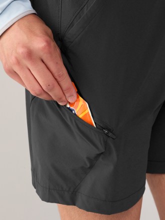 Astro 7" Shorts - Men's