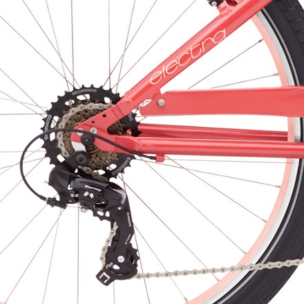 Townie 7D Step-Thru Bike