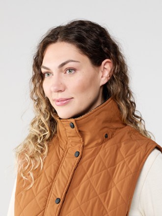Luna Peak Insulated Vest - Women's
