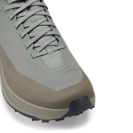 Sylan GTX Trail-Running Shoes - Men's
