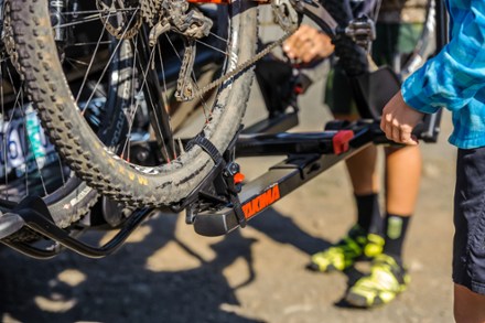HoldUp 2-Bike Hitch Rack