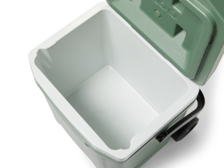 ECOCOOL Latitude 16 Roller Cooler - 16 qts.