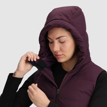 Coze Hooded Down Vest - Women's