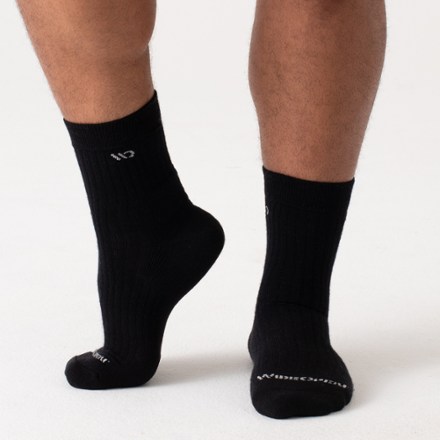 Solid Cushioned Micro Crew Socks - Men's