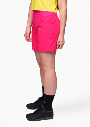 Limitless Stretch Waistband High-Rise Bike Shorts - Women's