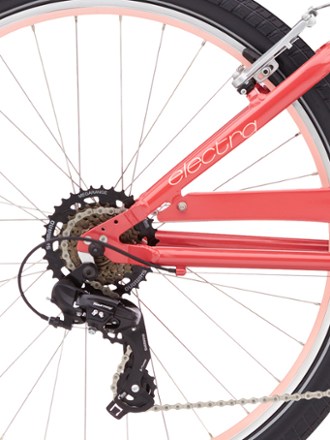 Townie 7D 24" Step-Thru Bike