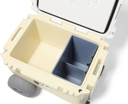 Beach RollR 60 Wheeled Cooler