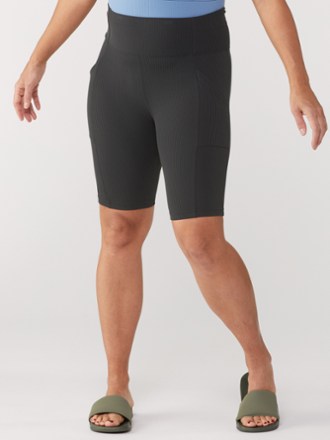 Active Pursuits Ribbed Short Tights - Women's