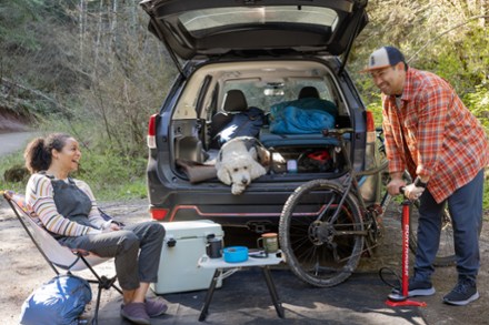 Trailgate Vehicle Sleeping Platform