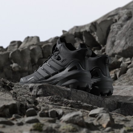 Terrex Skychaser Mid GORE-TEX Hiking Boots - Men's