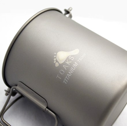 Titanium 750 ml Pot with Bail Handle