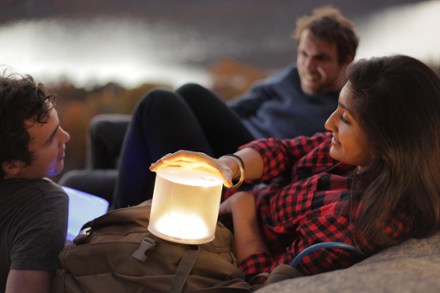 Luci Inflatable Solar Lantern: Lux