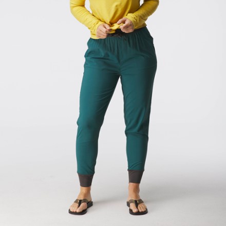 Beda Joggers - Women's