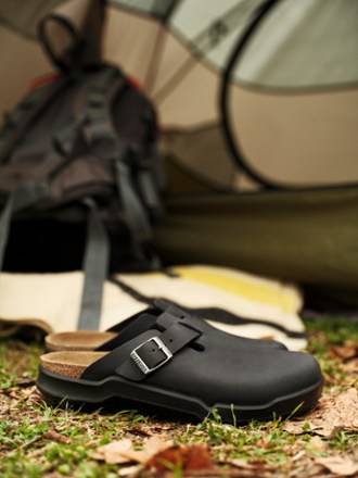 Boston Crosstown Clogs - Men's