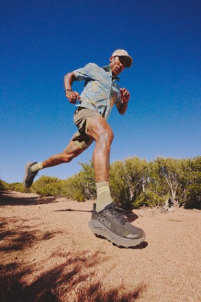 Challenger 8 Trail-Running Shoes - Men's
