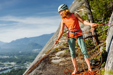 Comfort Fast Adjust Climbing Harness - Women's