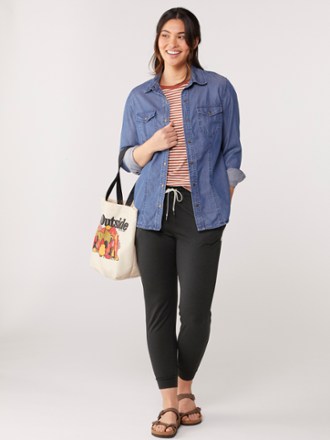 Performance Jogger Pants - Women's