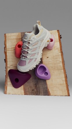 Moab 3 Vista Hiking Shoes - Women's