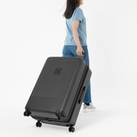 Meridian 29" Wheeled Luggage