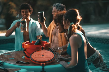 Inflatable Hangout Bar