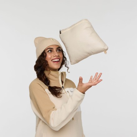 Fuego Max Down Hooded Jacket - Women's