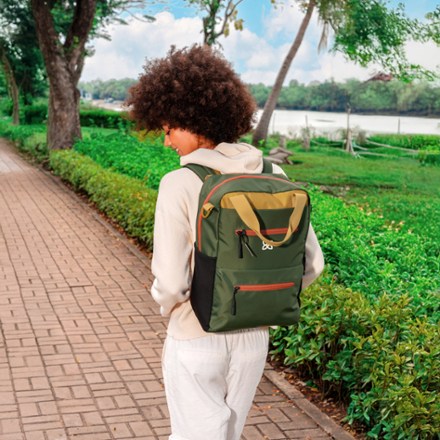 Sojourn Tote Pack - Women's