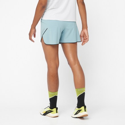 Sense Aero 5" Shorts - Women's