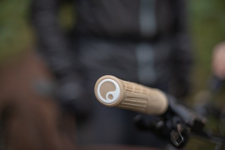 GE1 Evo Handlebar Grips