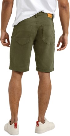 No Sweat Relaxed 10" Shorts - Men's