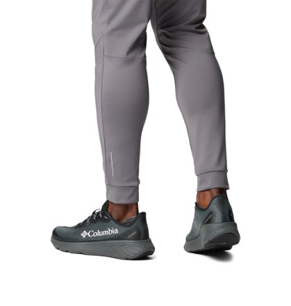 Konos Featherweight Road-Running Shoes - Men's