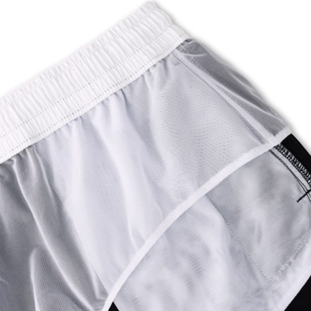 Embossed Classic 5.5" Swim Trunks - Men's