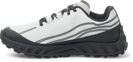 002 Trail-Running Shoes - Women's