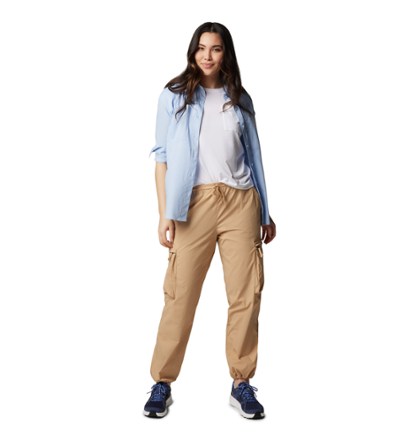 Boundless Trek Cargo Pants - Women's