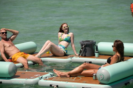 Inflatable Dock Hangout Couch - Port