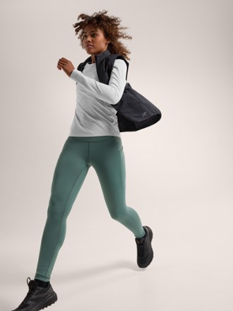 Essent Warm High-Rise Leggings 26" - Women's