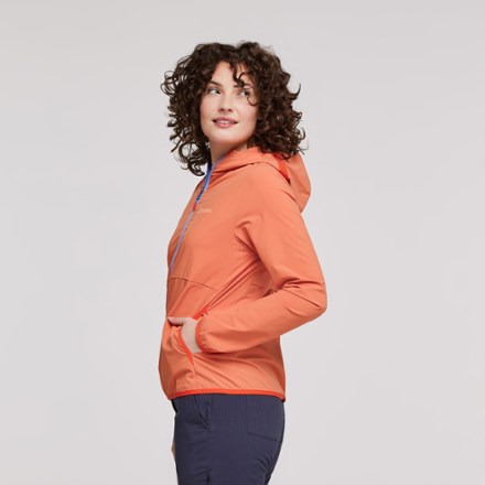 Vuelta Performance Windbreaker - Women's