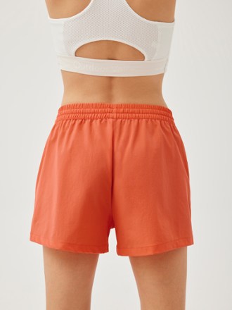 Doing Things 2.5" Shorts - Women's