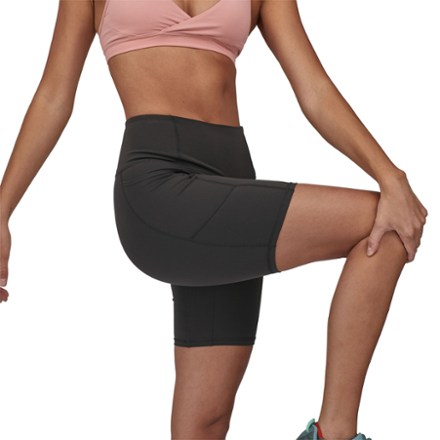 Maipo Shorts - Women's