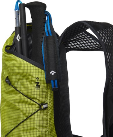 Distance 8 Hydration Pack