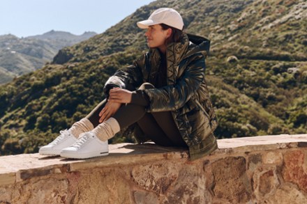 Bend Sneakers - Women's