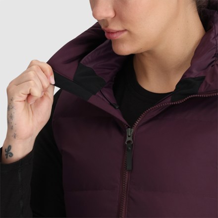 Coze Hooded Down Vest - Women's
