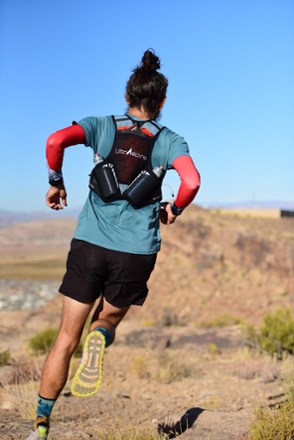 Momentum 2.0 Hydration Vest