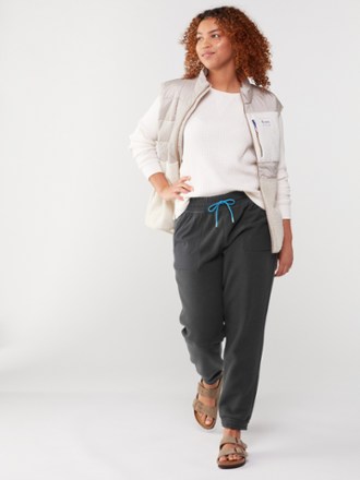 Abrazo Fleece Jogger Pants - Women's