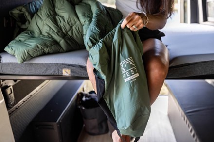 Synthetic Comforter