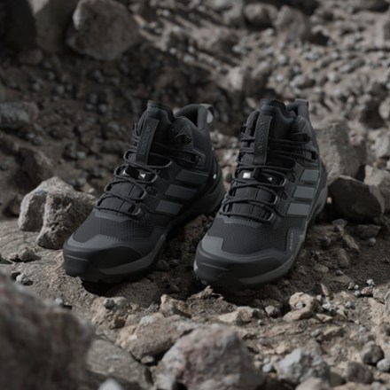 Terrex Skychaser Mid GORE-TEX Hiking Boots - Women's